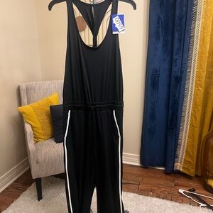 JoyLab Black and White Track Pants Versatile Modern Design NWT SZ M